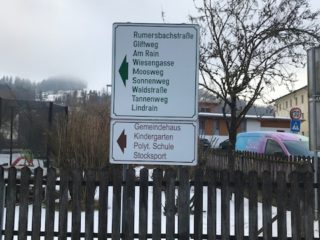 Wartung von Ortstafeln